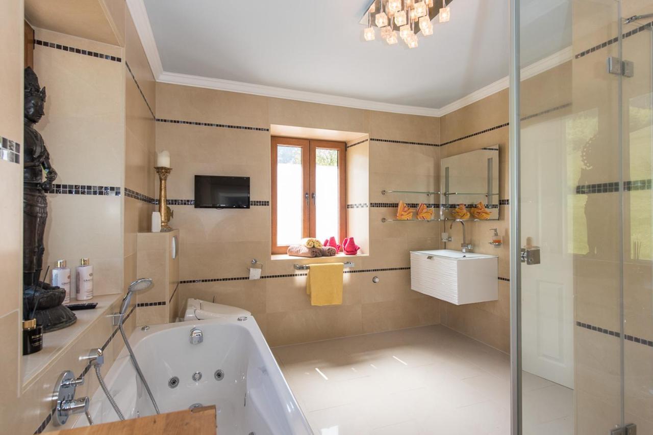 Ferienhaus Kappel Mit Pool Friburgo de Brisgovia Exterior foto